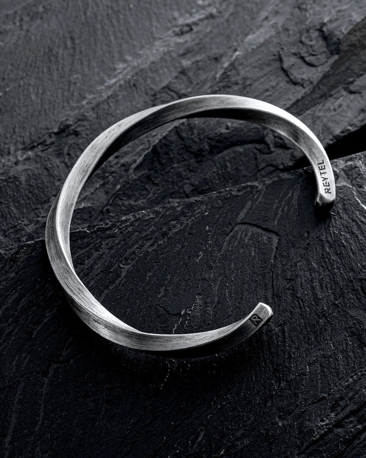 6e59bc883a9ea1800351cc29d123ed06