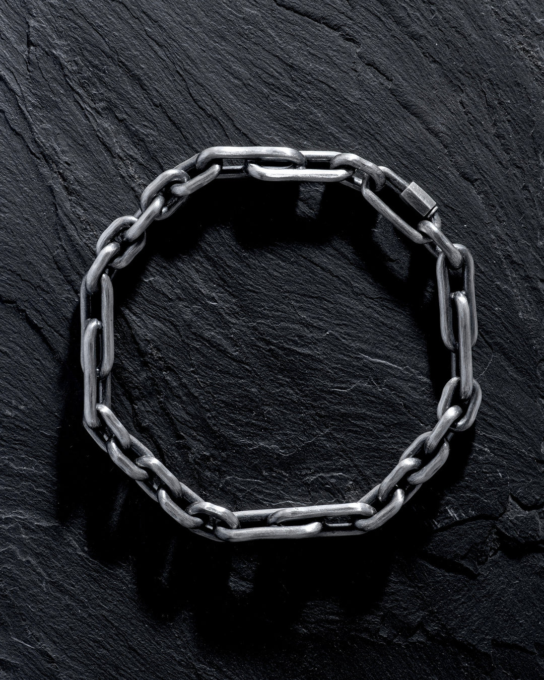 5dd06fe3bf278995644fb6cb8a2c3c71