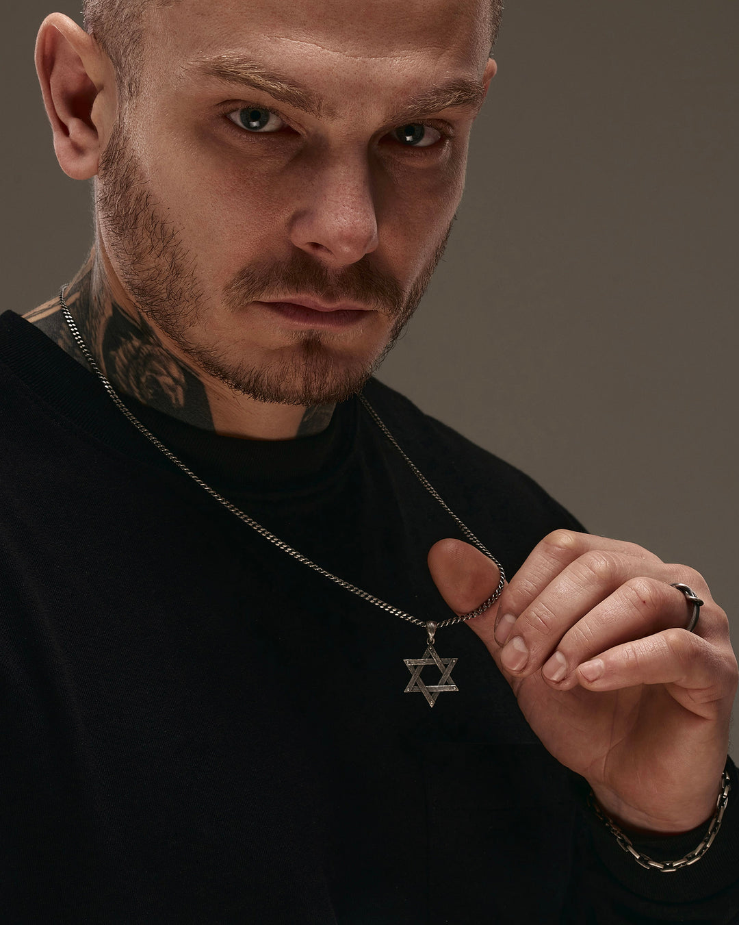 b683857c1803ff8712703665d77959be