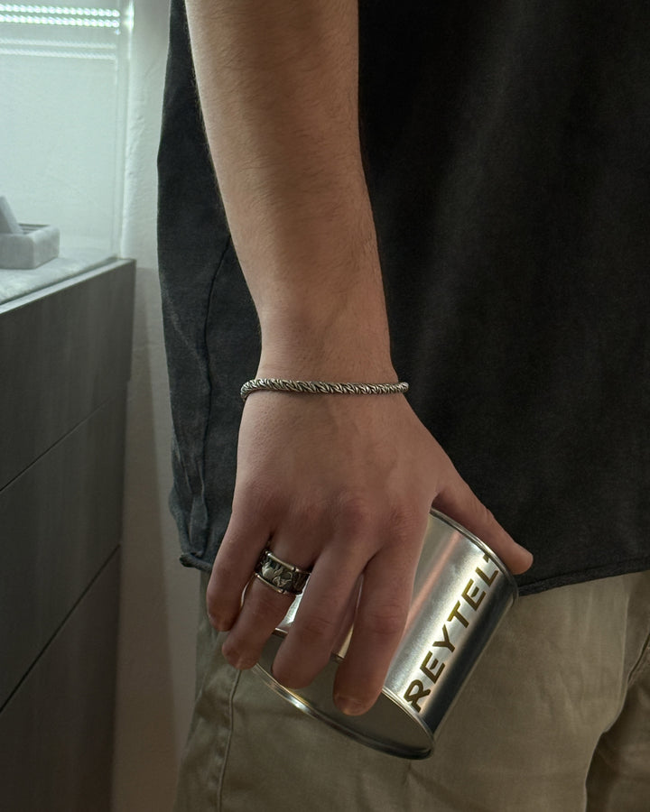 6ec890565d5afae1f36f6b023566bf96