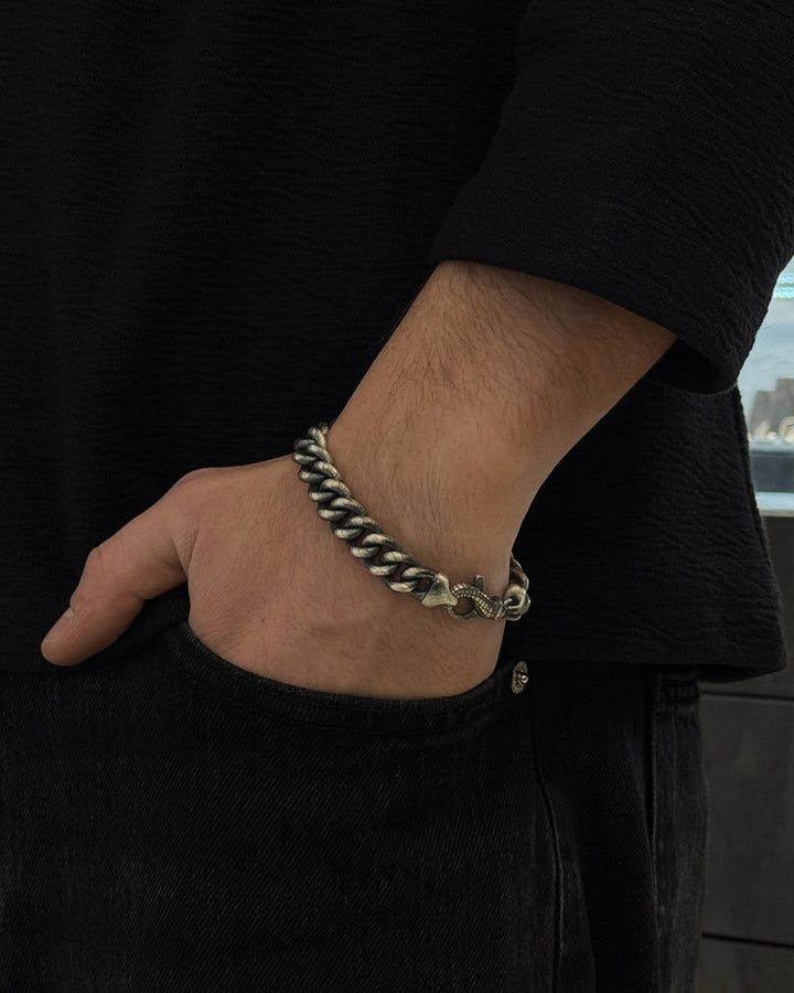 c0de771783310d72746337343f883c66