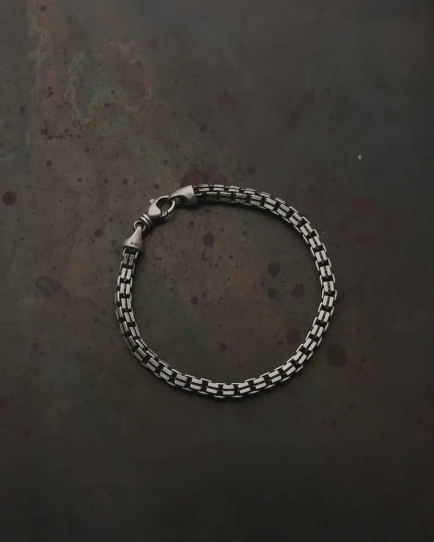Silver bracelet WEG
