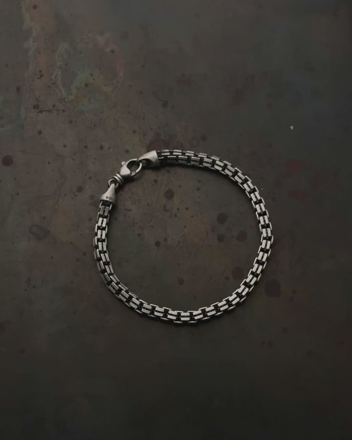 Silver bracelet WEG