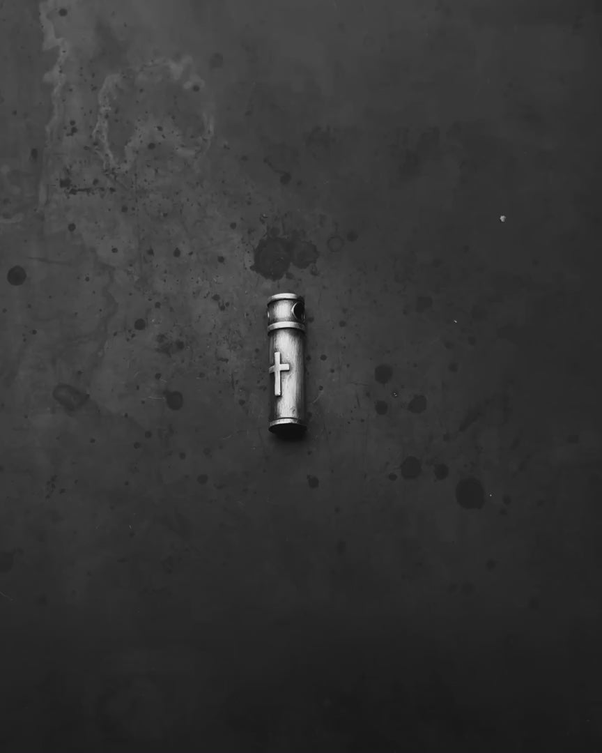 Silver pendant RELIQUARY WITH THE CROSS