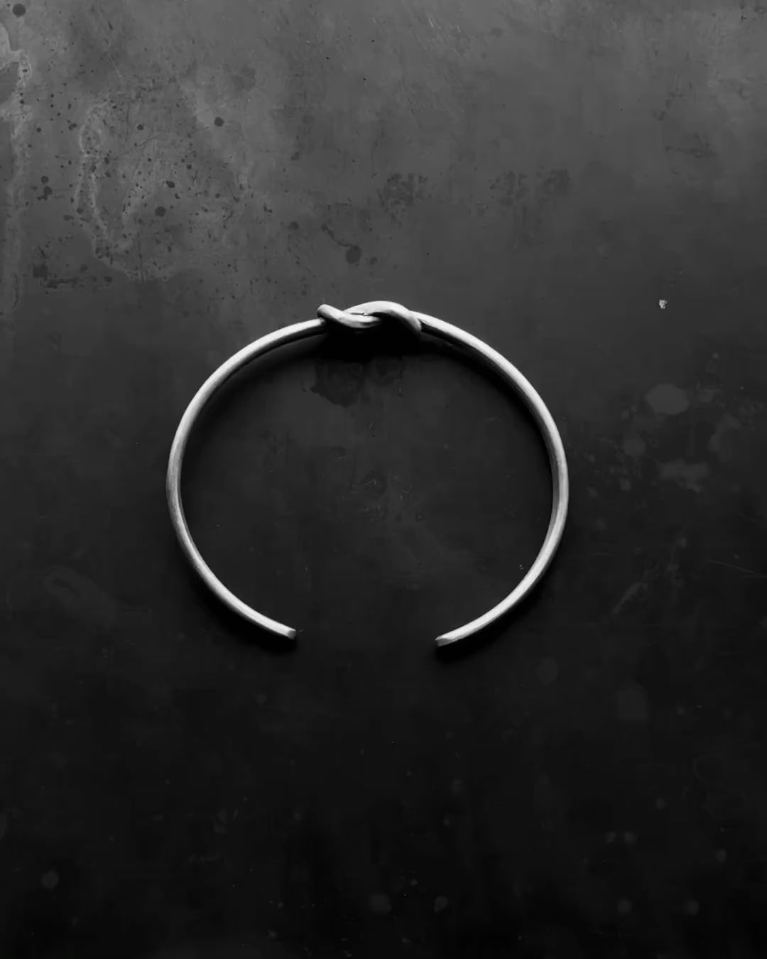 Silver bangle REEF KNOT