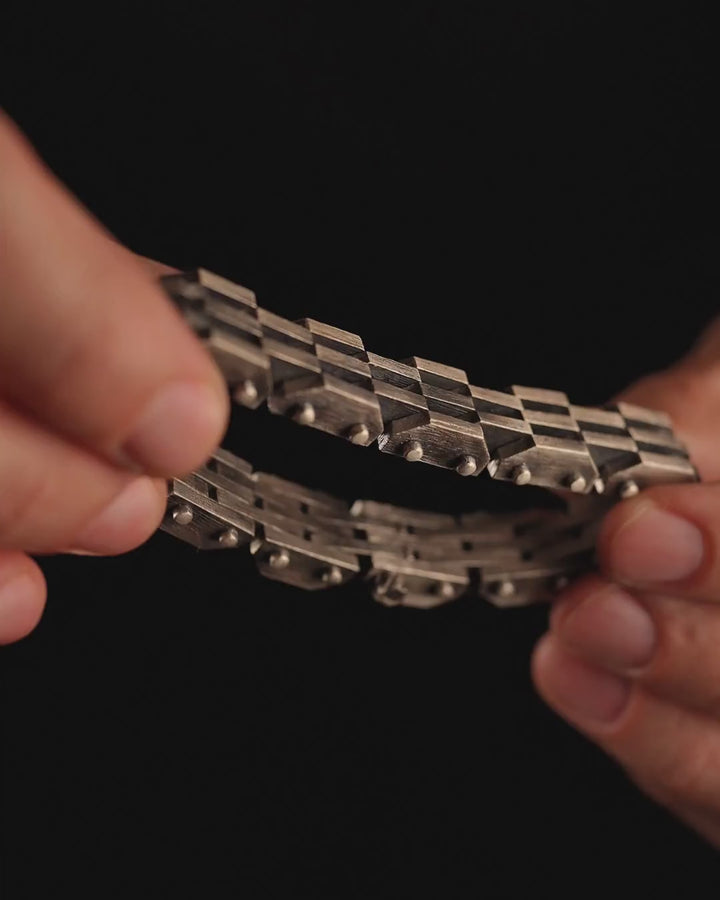 TRACK silver bracelet