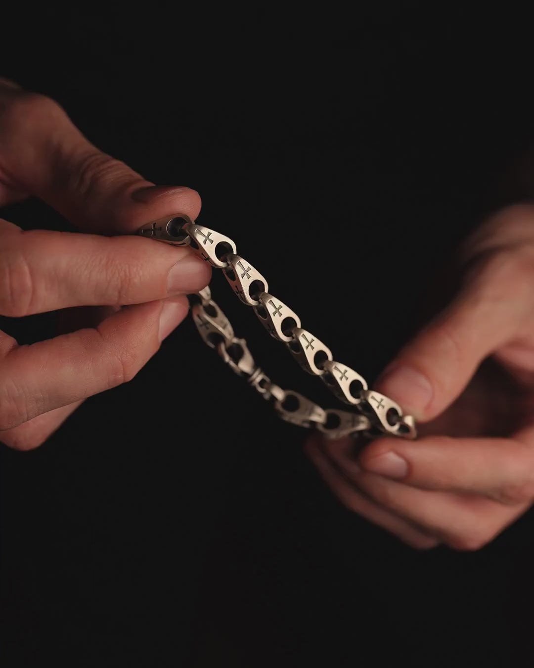 Silver bracelet GELOOF