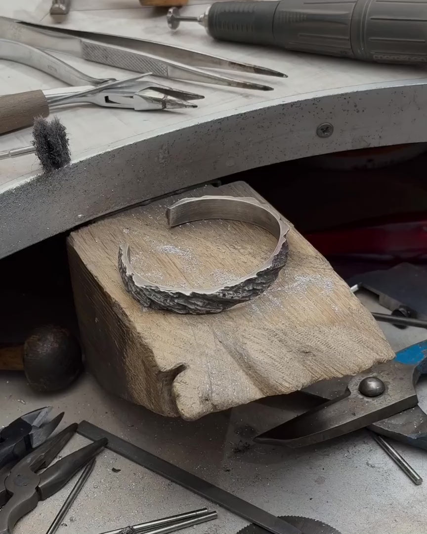 Silver bangle KRIGER