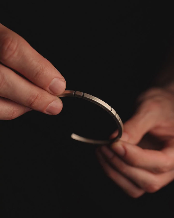 Silver bangle SCELTA