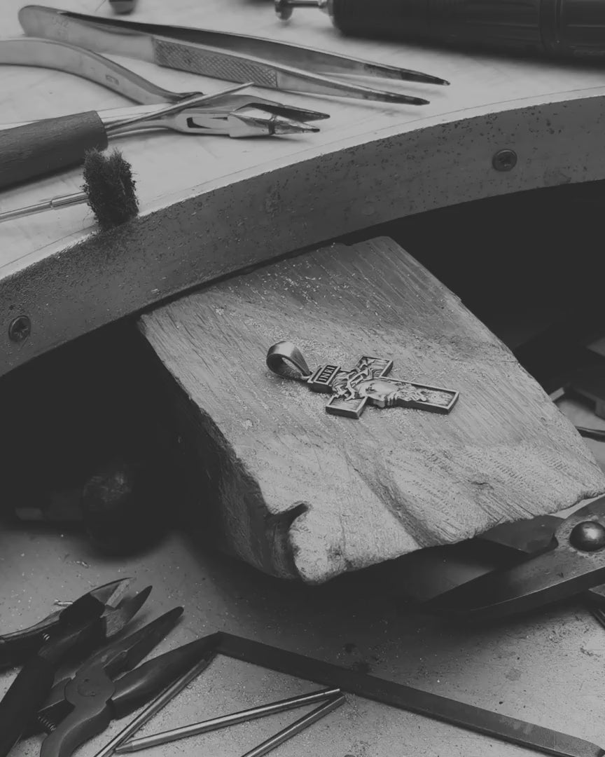 Silver cross FACE OF JESUS CHRIST. INRI