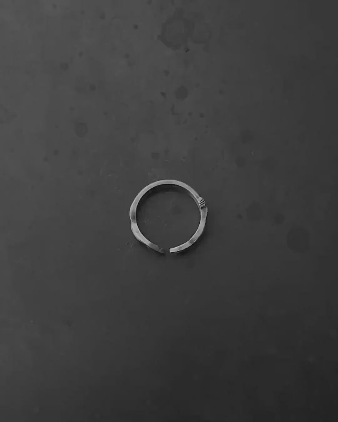 Silver ring CREATIO