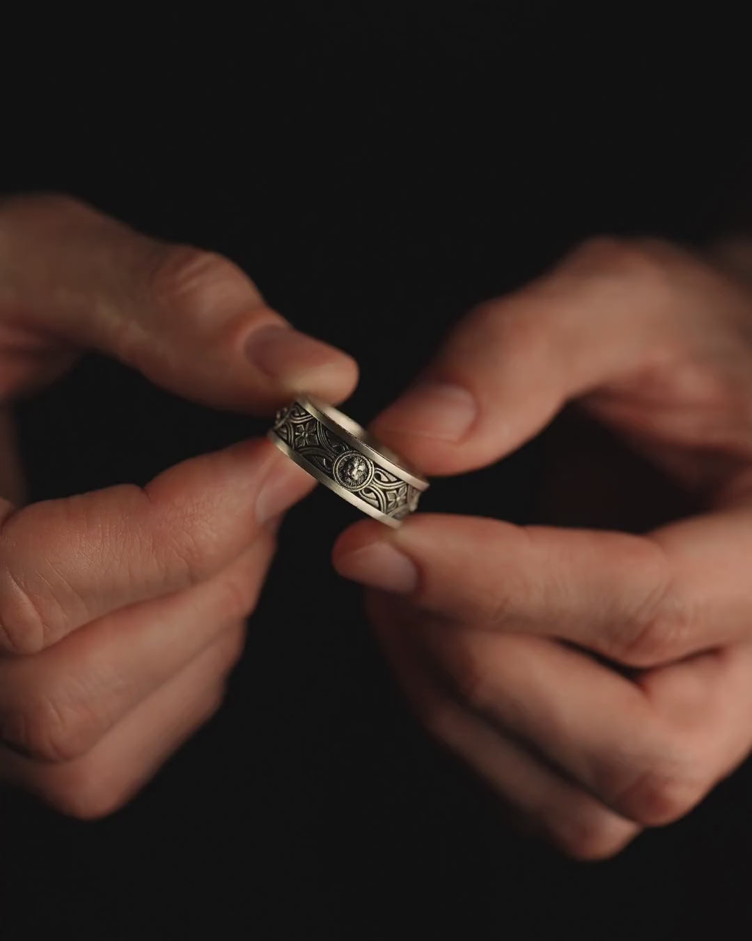 Silver ring LION'S HEART