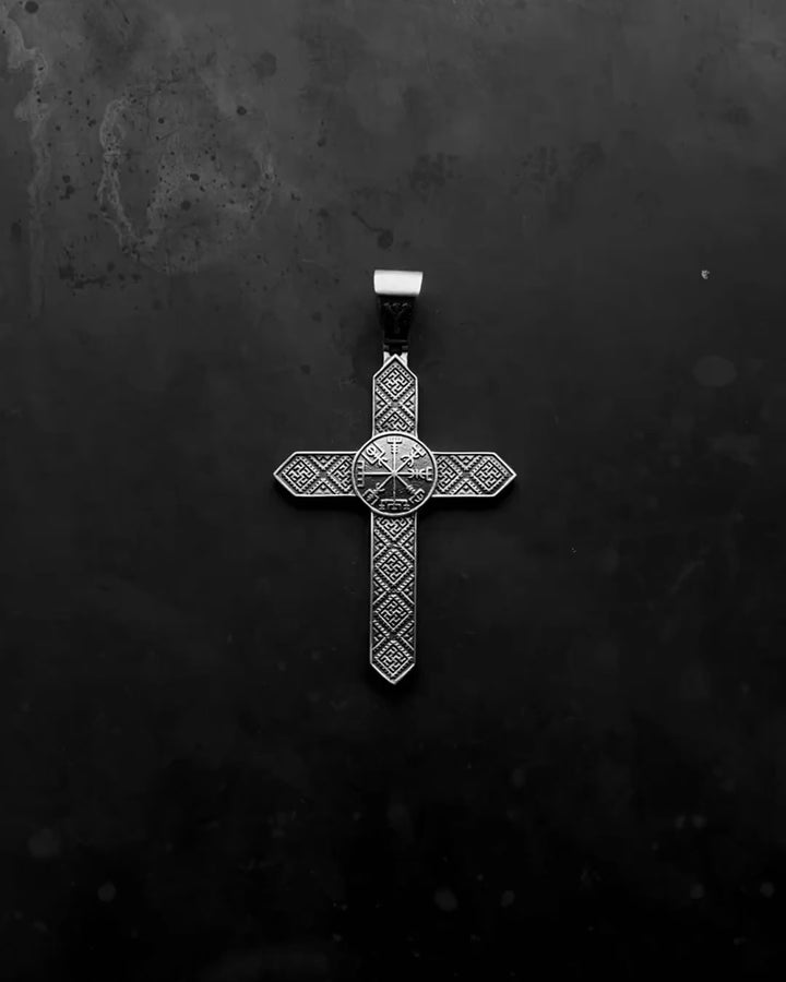 Silver cross VEGVISIR. EMBROIDERED SHIRT - SVARGA