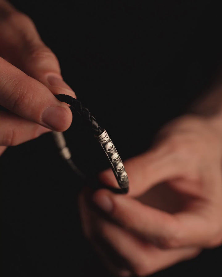 EVANESCENCE leather bracelet with silver inserts