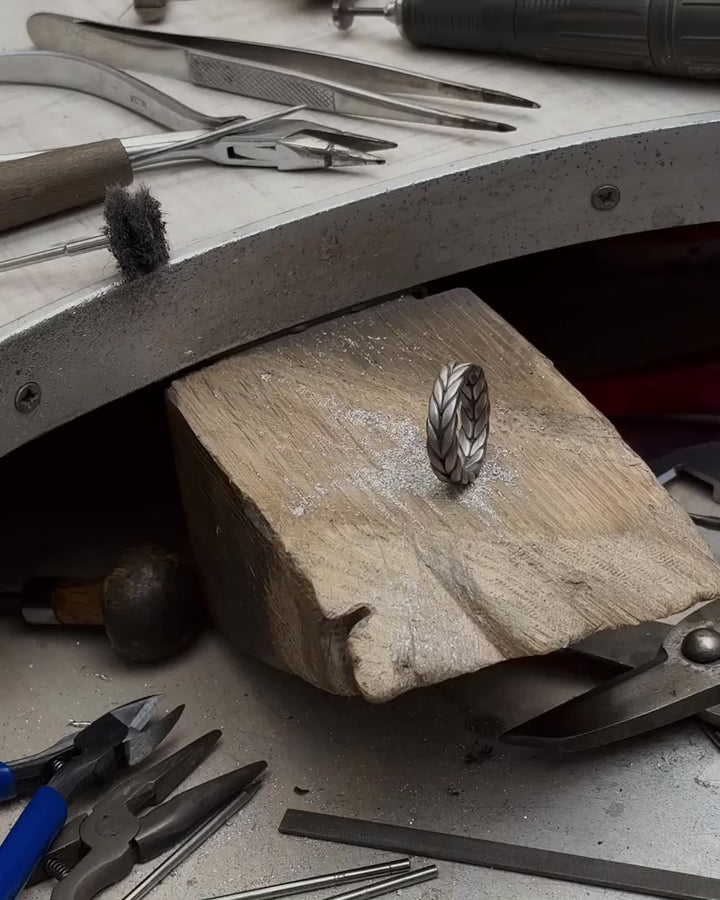 Silver ring TRITICUM