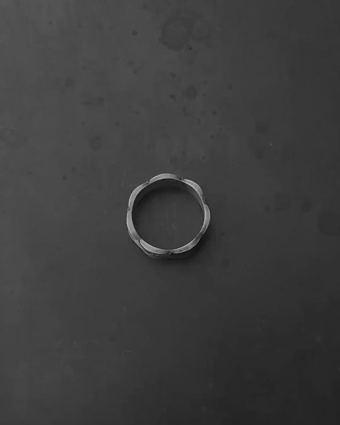 BREUK silver ring