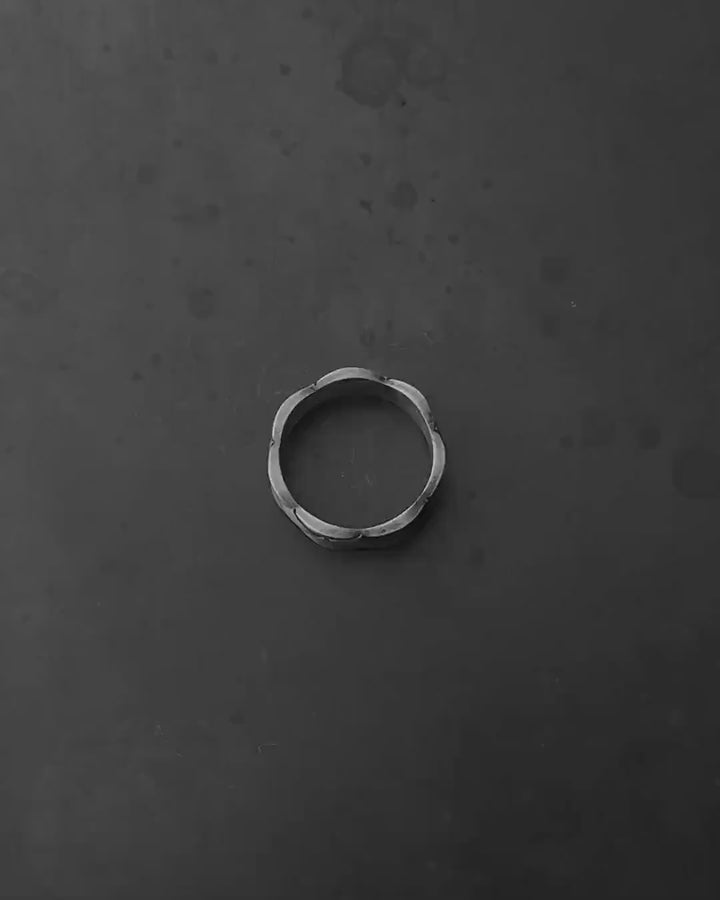 BREUK silver ring
