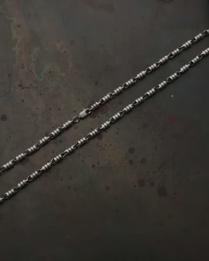 OND SIRKEL silver chain