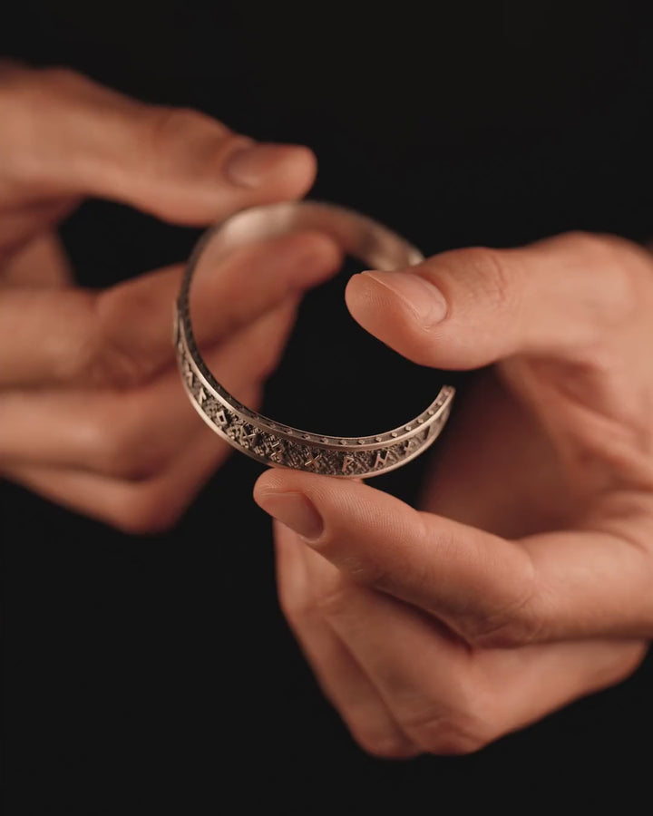 Silver bangle VEGVISIR WITH RUNES