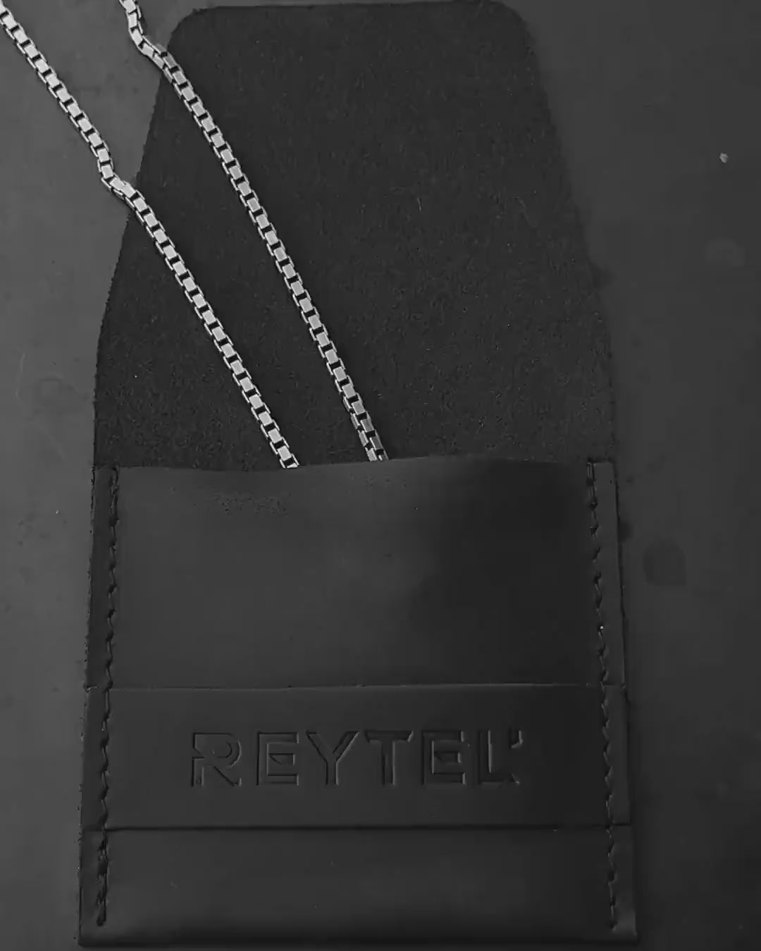 Ciondolo in argento VALKNUT