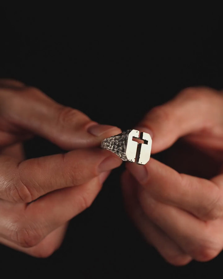 Silver ring URBAN CROSS