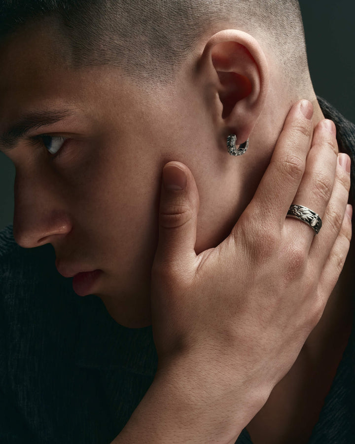 Silver single earring DREAD