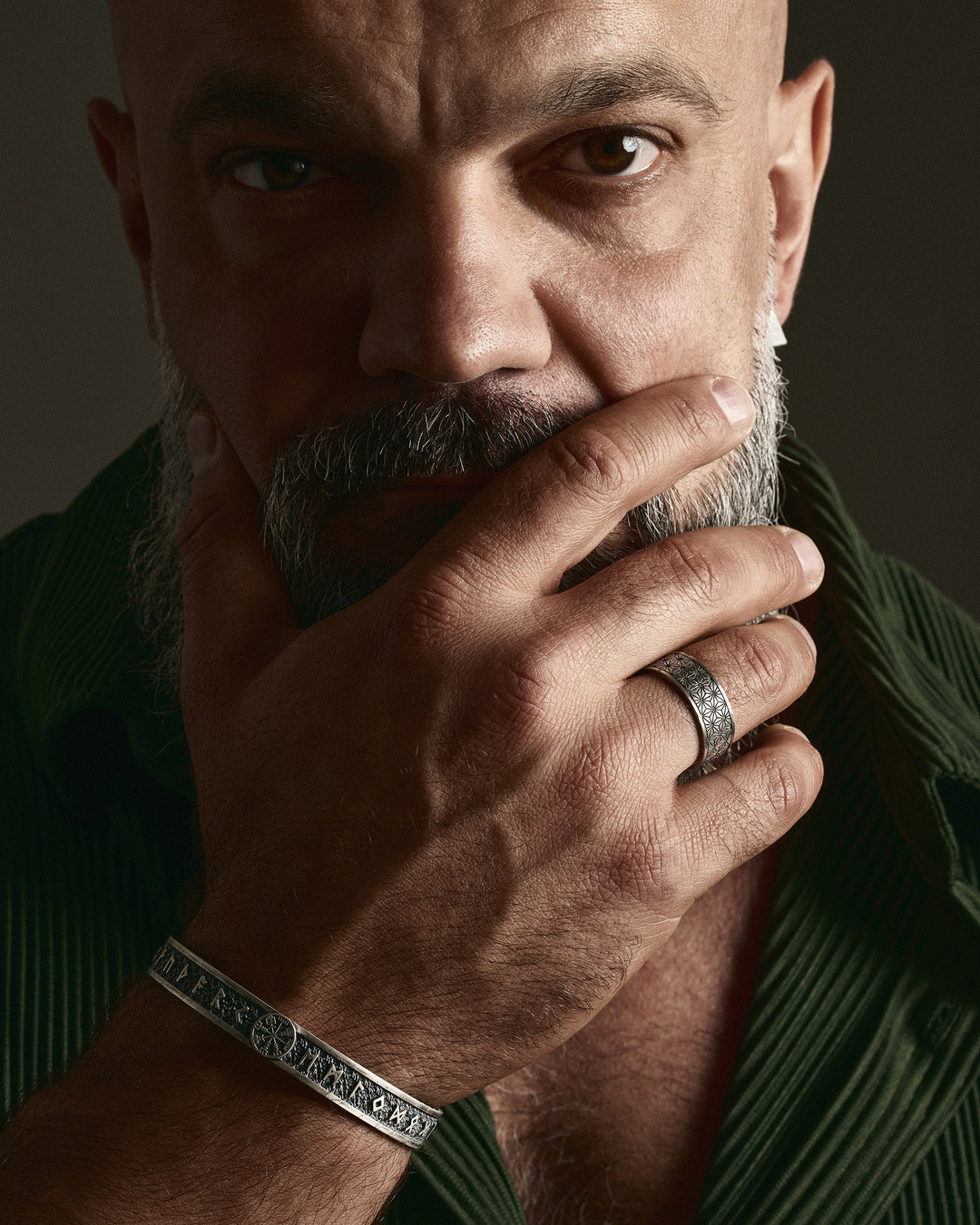 efa7bb6f367afc3519e11a8051be4b33