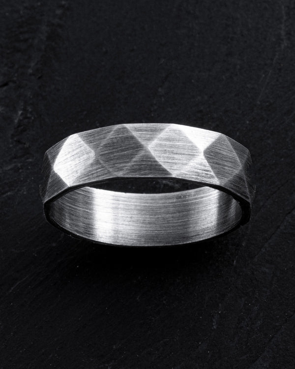 f5e20ba1d129476bd451954f21bb9335