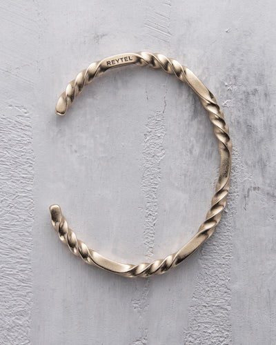 b24df63a900db2be8fbdd00232e42716