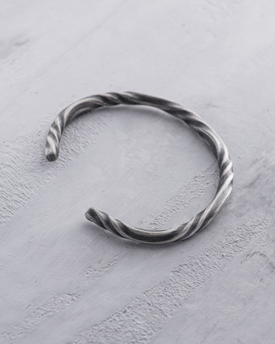 046a87de946a0fe7a3da59e8d4d8726d