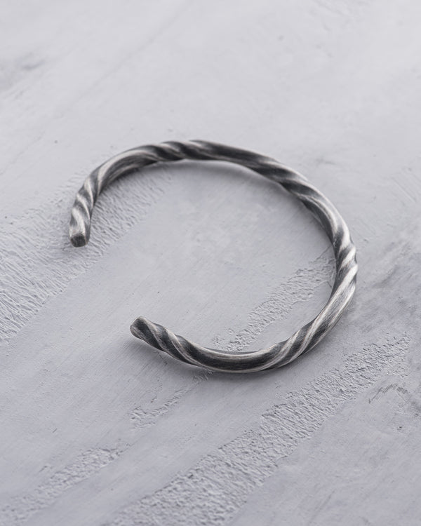 046a87de946a0fe7a3da59e8d4d8726d