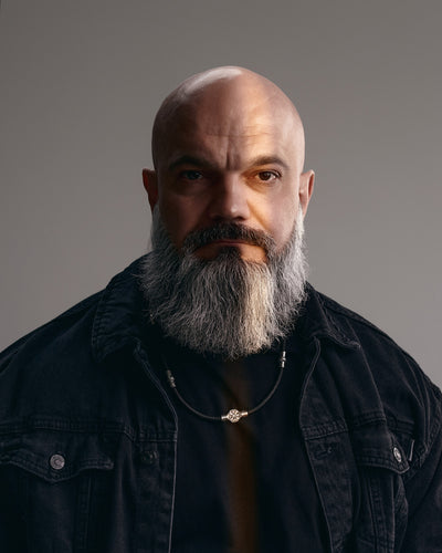 Silk cord VEGVISIR. SVARGA with silver inserts