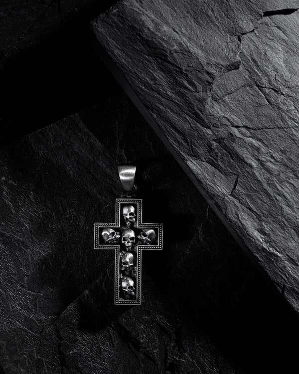 Croix d'argent DÉMONS INTÉRIEURS