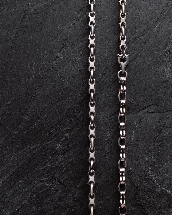 5ae5c0bee388a13242ca18900225e513