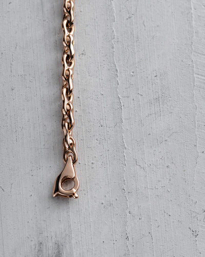 2241cca4fc5fc5c4e5bc94149921d90e