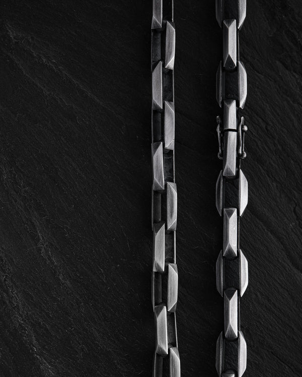 81a8b98f3650b2748a1ff6f0935fce7c