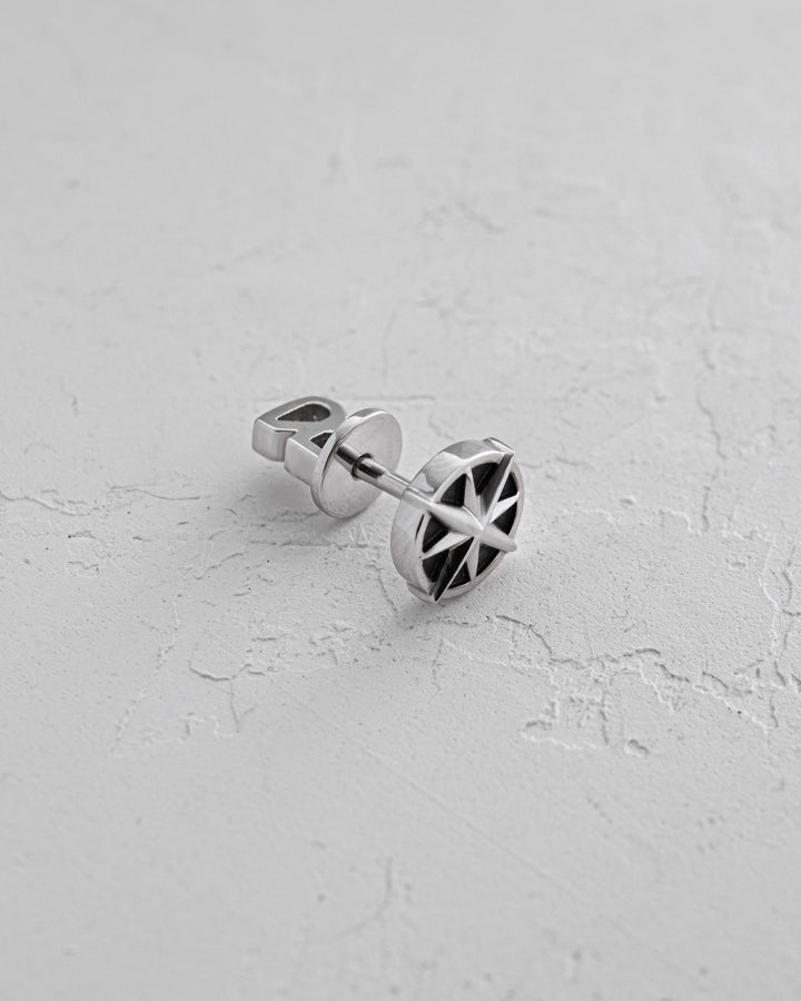 Boucle d'oreille unique en or blanc 14 carats COMPASS