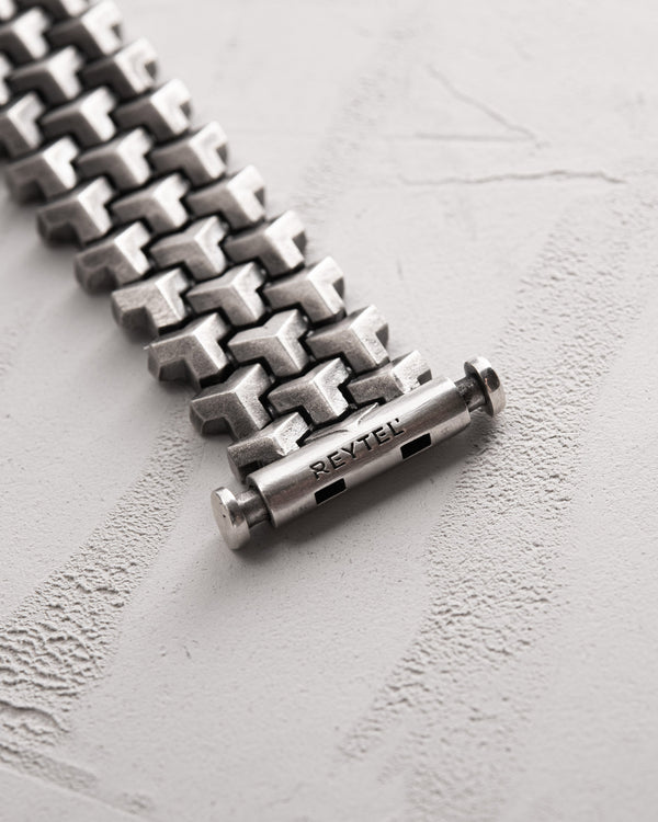 Silver bracelet DOOLHOF