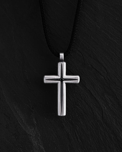 Croce in argento LUMEN FIDEI. PIETRE NERE