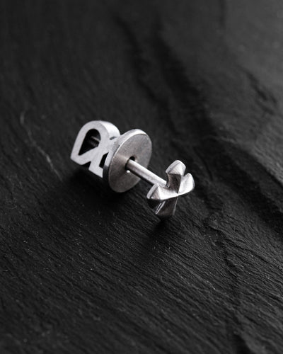 Silver single earring CROSS PATTÉE