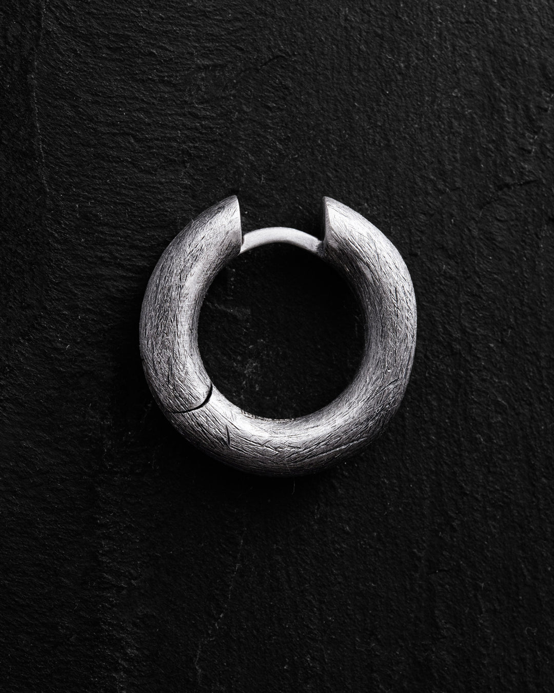 Boucle d'oreille simple en argent MIRROR