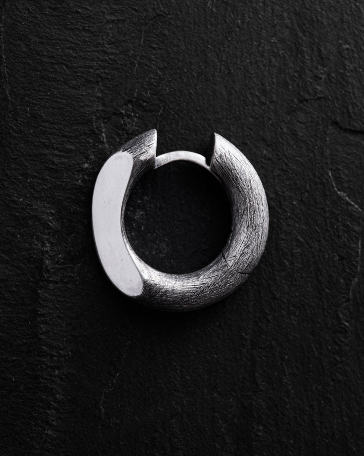 Boucle d'oreille simple en argent MIRROR