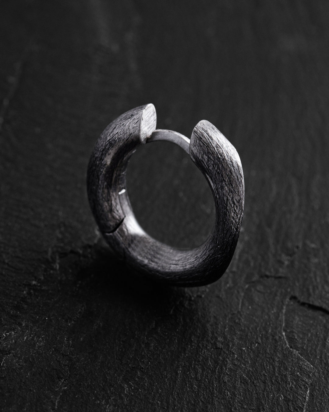 Boucle d'oreille simple en argent MIRROR