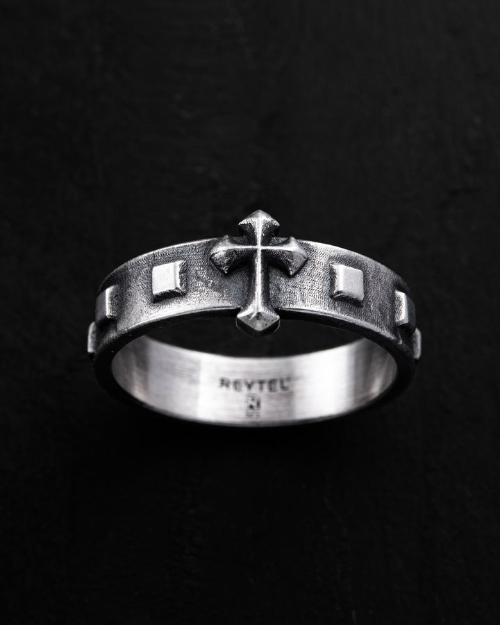 Silver ring ROSARIUM