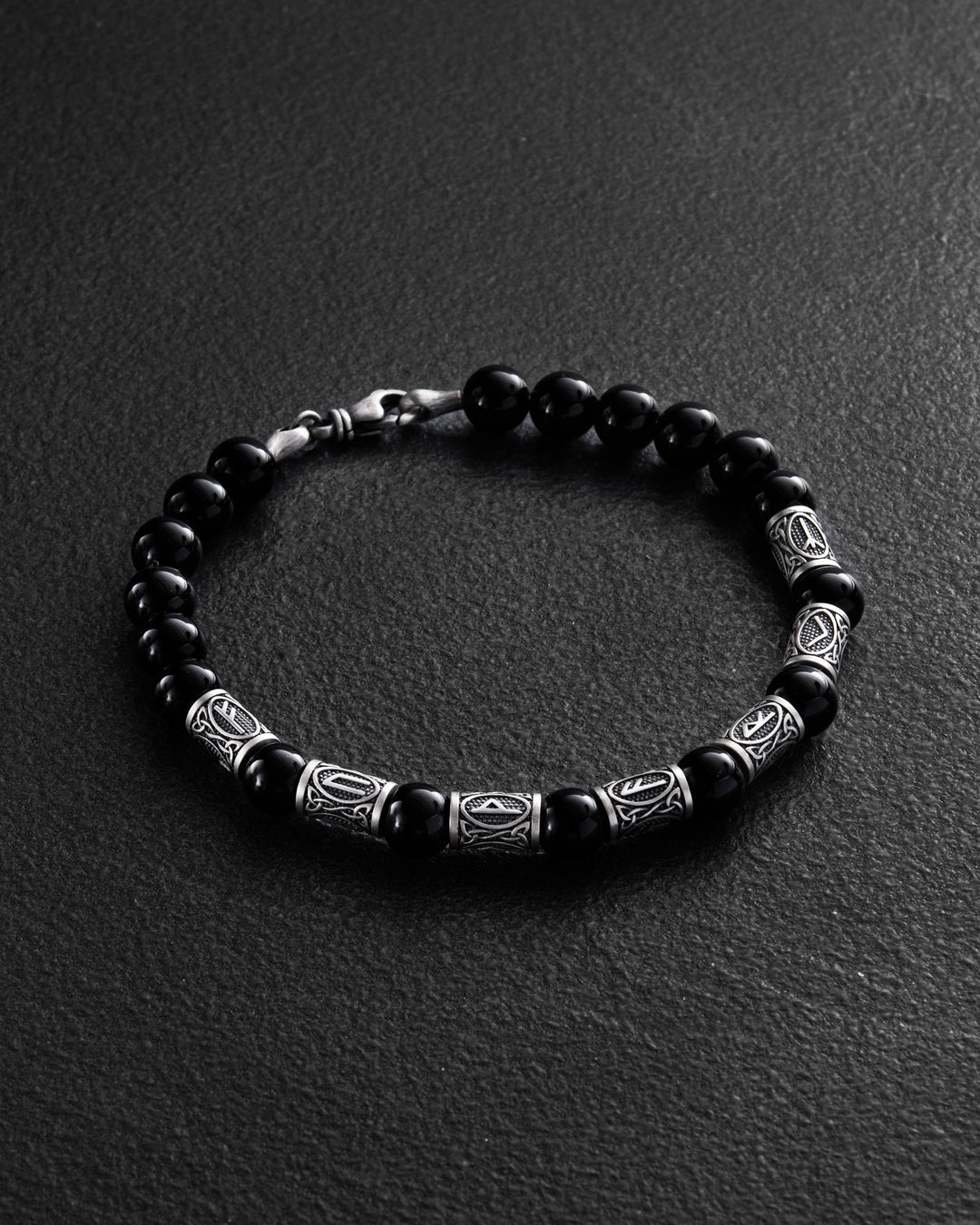 Bracelet homme RUNES (argent, milanais, onyx)