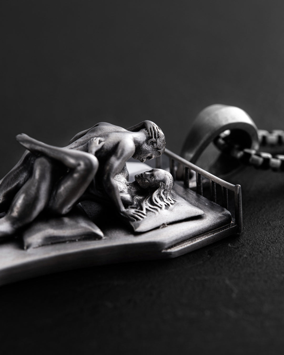 Silver pendant IN BED