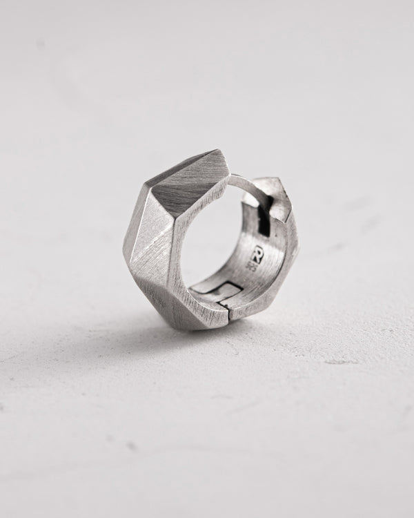 Orecchino singolo in argento FACETS