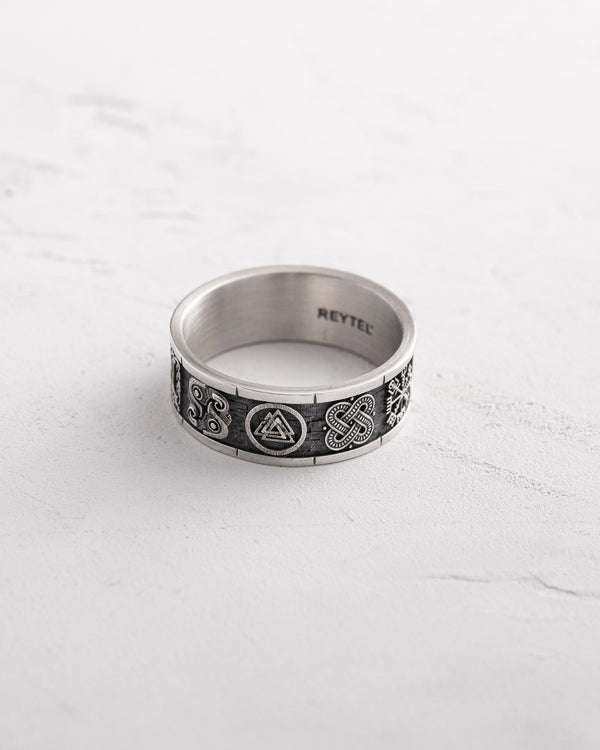 Silver ring NORDIC LEGACY