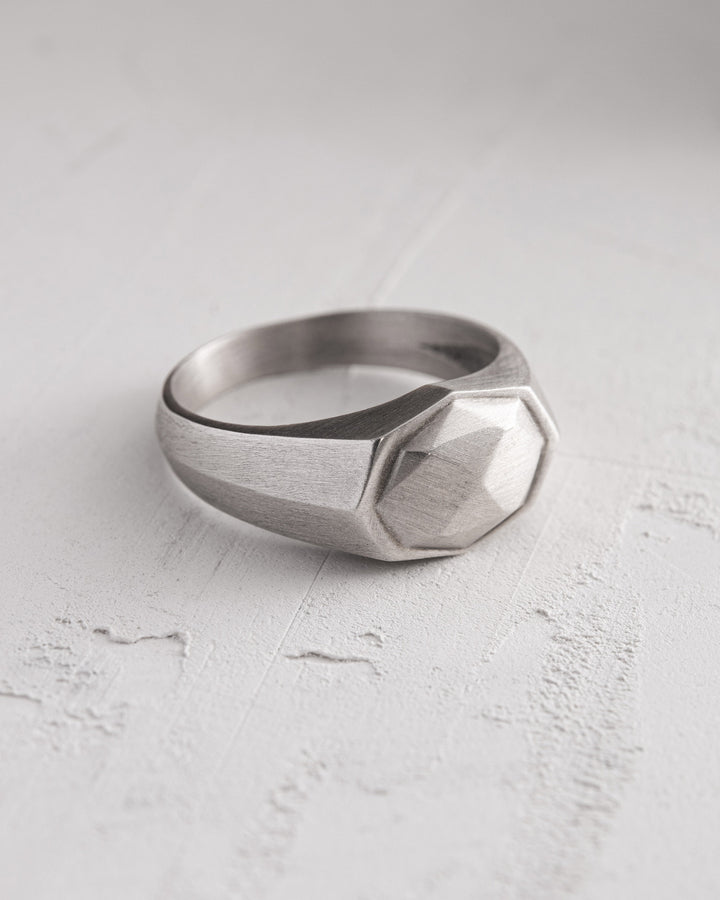 Silver ring METEORITE