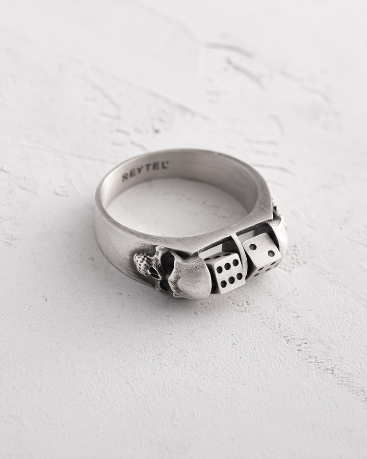 Silver ring ALEA IACTA EST